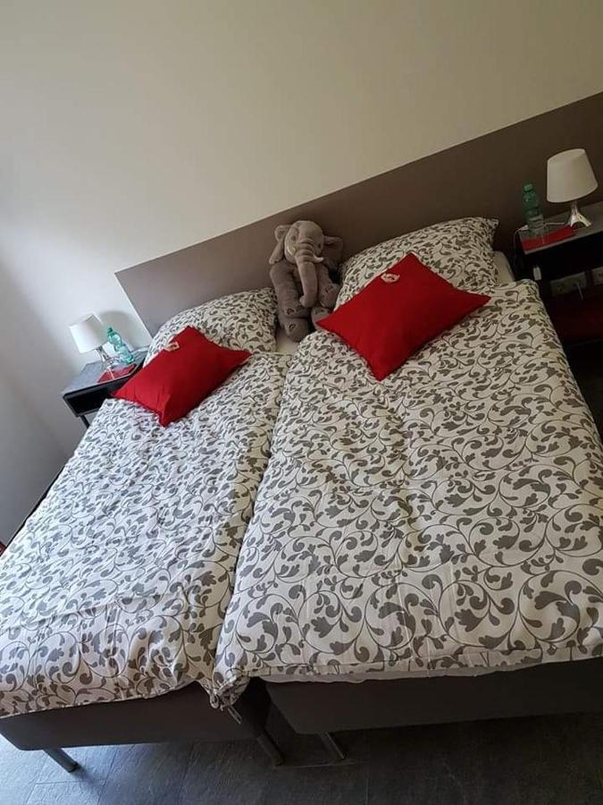 Ferienhaus Am Paradies Neuschoo Kültér fotó